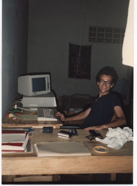 La imagen tiene un atributo ALT vacío; su nombre de archivo es nicaragua-1988.jpg